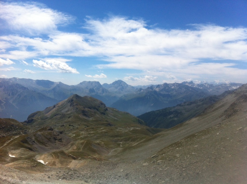 photo1